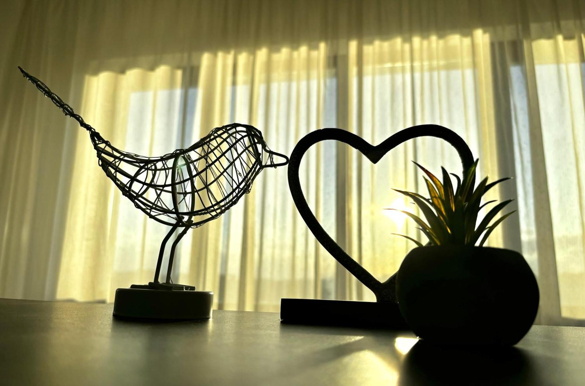 Taste Of Iasi - Two Room Apartment - Central - Sunset Touch Buitenkant foto